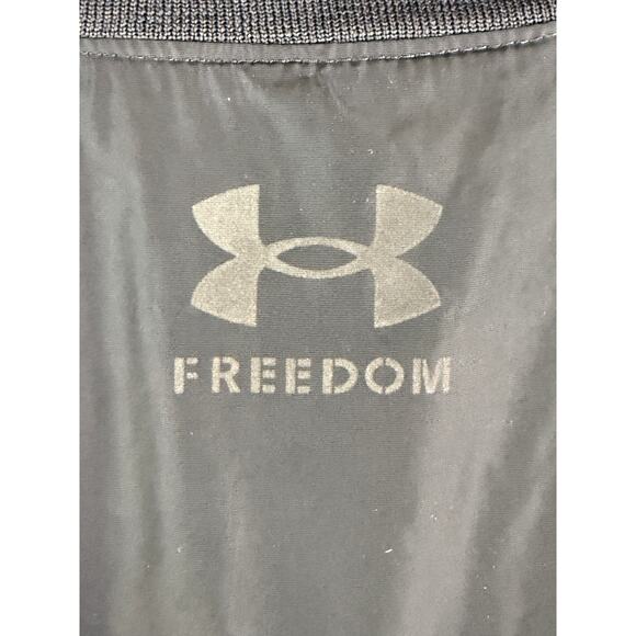 Project Rock Under Armour Freedom USA Veteran's Day Bomber Jacket Mens Small - Picture 10 of 12